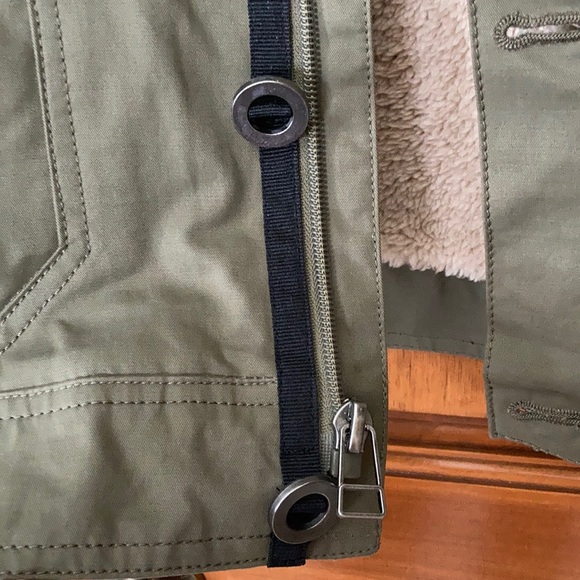 Dakota Grizzly - Picture 3 of 9